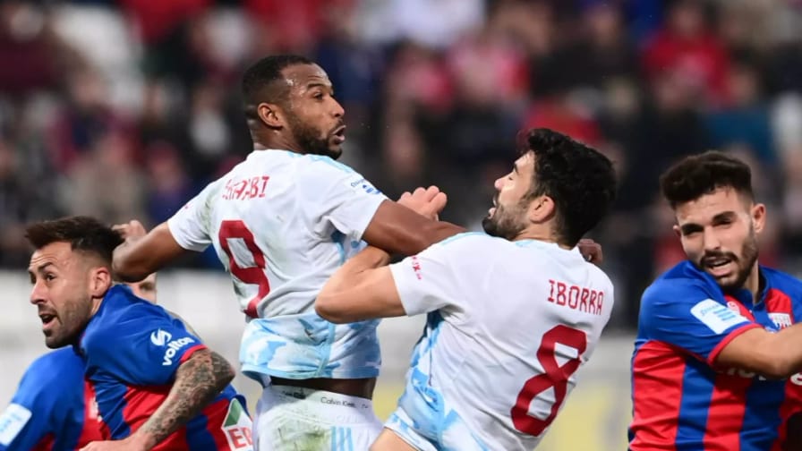 Βόλος-Ολυμπιακός 2-2: “Ροντέο” στον Βόλο χωρίς νικητή και εικόνες ντροπής