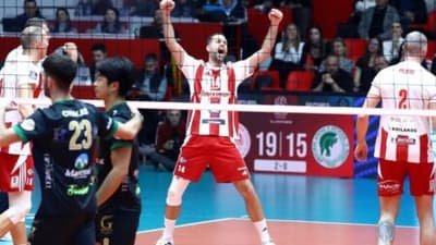 Ο Ολυμπιακός επικράτησε άνετα επί του Μίλωνα με 3-0 και έφυγε για τελικό