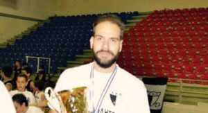 rellas thanasis Κουρουπάκης