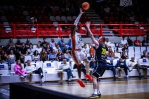 Chris Coffey 1024x683 1 EΣΚΑ-Η