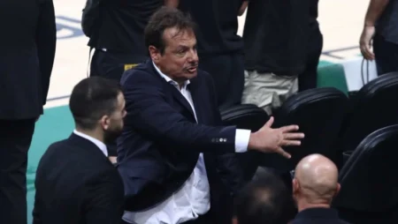 ataman ergin Άντονι Κάουαν