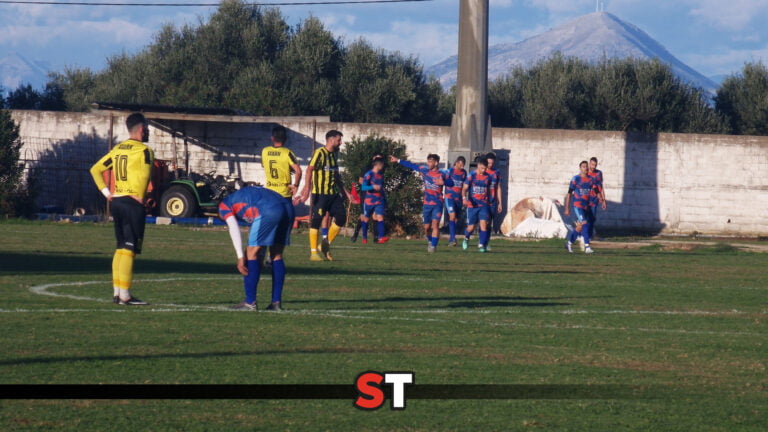 Achaiki Atromitos 1 2 goal Gatsis