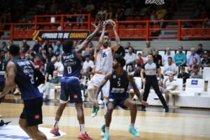 Λίνος Χρυσικόπουλος