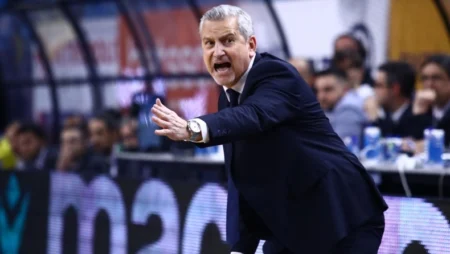 zouros intime 1 Basket League