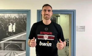 Milutinov Ολυμπιακός