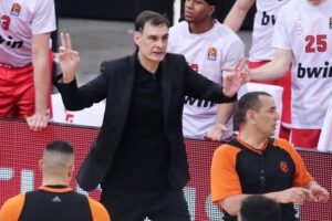 Γιώργος Μπαρτζώκας