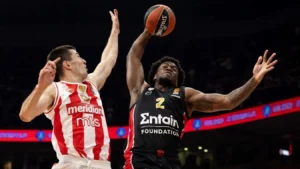 Ερυθρός Αστέρας - Ολυμπιακός