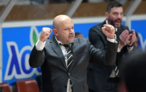 xristopoulos apollon scaled 1 Θύρα 13