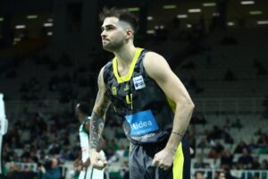 6105440 Αχαγιά 82