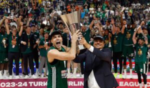 Euroleague prizes Ολυμπιακός Ελ Κααμπί