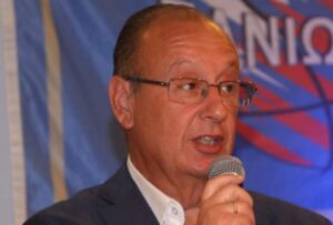 FB IMG 1712060571201 Ρασβάν Λουτσέσκου