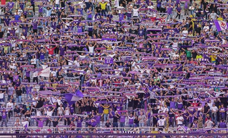Fiorentina fans 2024 Ολυμπιακός Φιορεντίνα