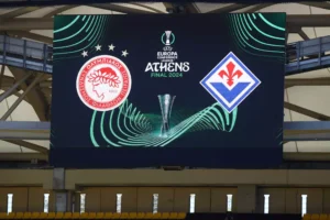Olympiacos Fiorentina Final Ολυμπιακός Ελ Κααμπί
