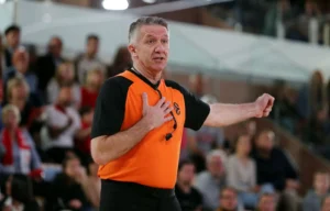 Final Four διαιτητές