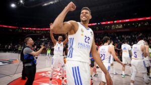 eddy tavares Αχαγιά 82