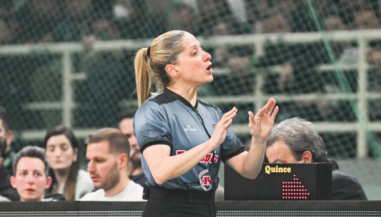 Vaso Tsarouxa Παναθηναϊκός Τσαρούχα