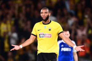 harold moukoudi ΑΕΚ Ολυμπιακός