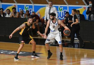 Επιστρέφει στην Περιβόλα ο Ζούμπος zoumpos