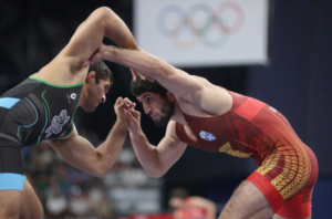 Dauren Kurugliev Paris 2024 Ολυμπιακός Νότιγχαμ