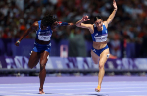 Poliniki Emmanouilidou repesaz Αντώνης Πανόπουλος