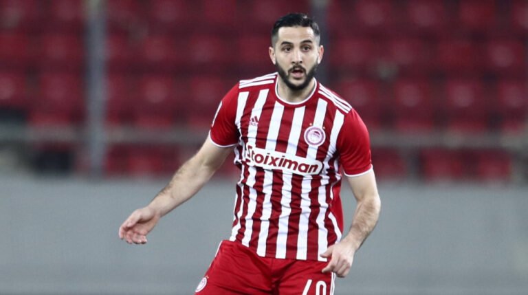 konstantinos manolas olympiakos 2021 22 1645541056 80740