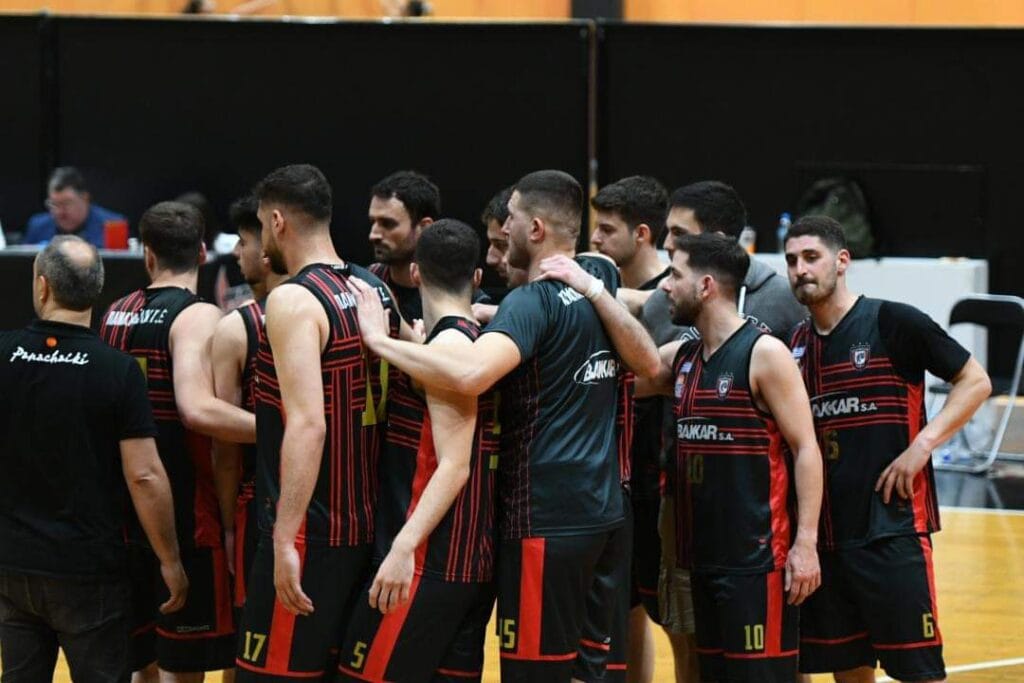 Σάρωσε… τη Σαρωνίδα και ανάσανε η Παναχαϊκή