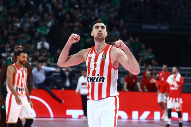 Milutinov Ολυμπιακός