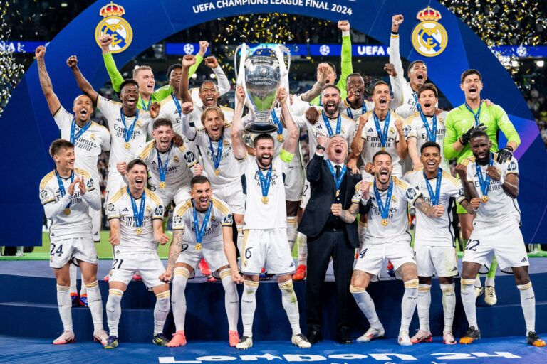 real madriths Ρεάλ Μαδρίτης