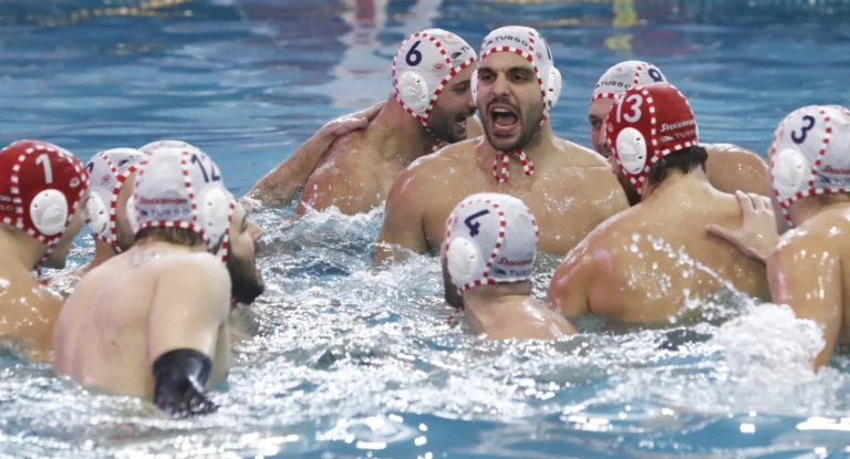 Novi Beograd Olympiacos1 Νόβι Μπέογκραντ Ολυμπιακός