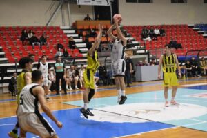 8bc71d0bdc72def13725400c8578d7e3 768x512 1 Ρις