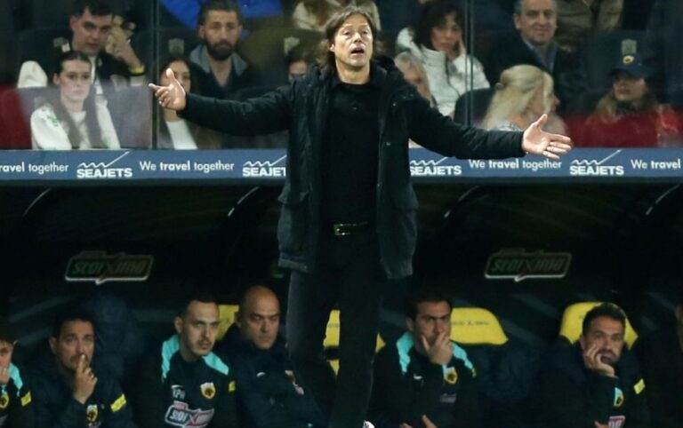 AEK Olympiacos Almeyda Αλμέιδα