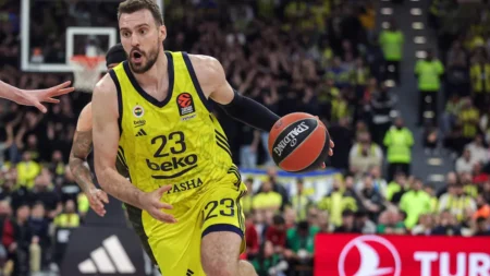 Paris Fenerbahce Παρί