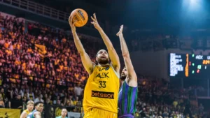 Η συγκινητική ΑΕΚ λύγισε στο τέλος απέναντι στην πανίσχυρη Ουνικάχα ΑΕΚ - Μάλαγα