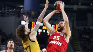 Ο Ολυμπιακός πέρασε από τη SUNEL Arena και έφυγε για τελικούς ΑΕΚ - Ολυμπιακός