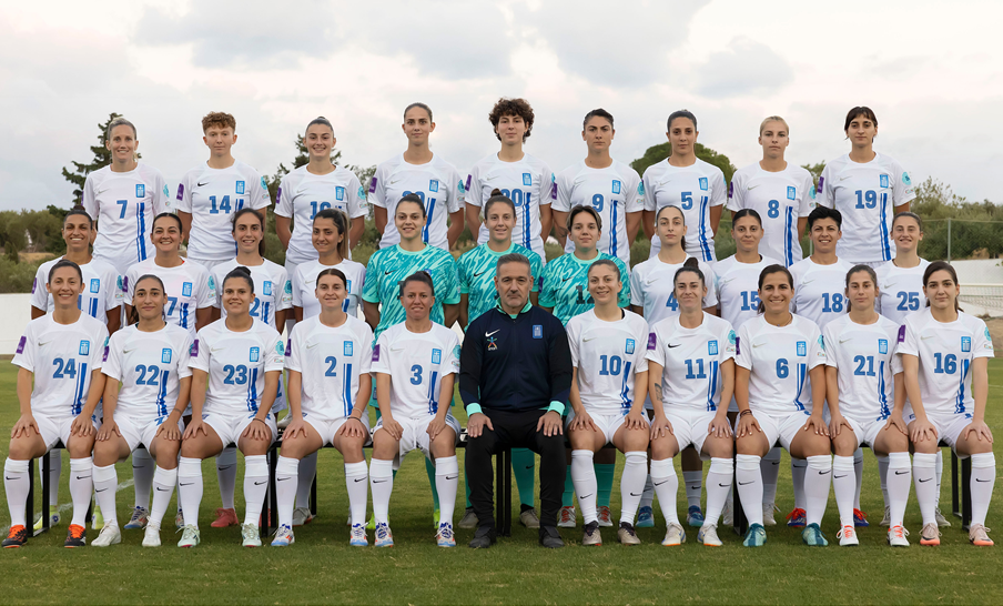 Ethniki Gynaikwn Omadiki Photo