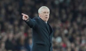 anceloti Λουτσέσκου