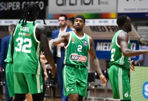 lorenzo brown.jpg Επεισόδια