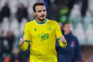 Παναθηναϊκός: Η «L’Equipe» επιβεβαιώνει – συμφωνία με Ναντ για Τσιριβέγια Chirivella 2 full Κουζέλογλου