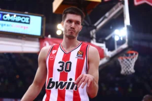 PETROUSEV scaled 1 Σλούκας