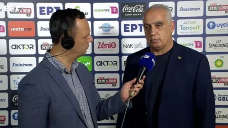 Αρώνης