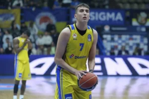 Stavrakopoulos 1200x800 1 Ουόκερ