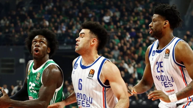 oturu bryant Χάποελ