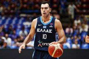 sloukas gre Σλούκας