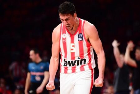 9fcbb8cb larentzakis olympiacos Λαρεντζάκη