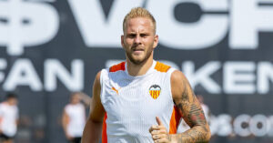 aftos einai o antikatastatis tou ibora chaf apo ΑΕΚ