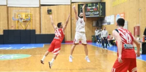 pikios aiolos ΑΕΚ