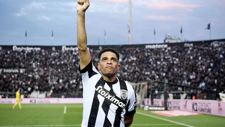 taison handsup Τάισον
