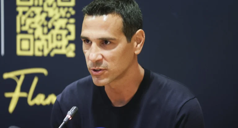 zisis Ζήση