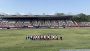 panaxa aris Γκρουπ